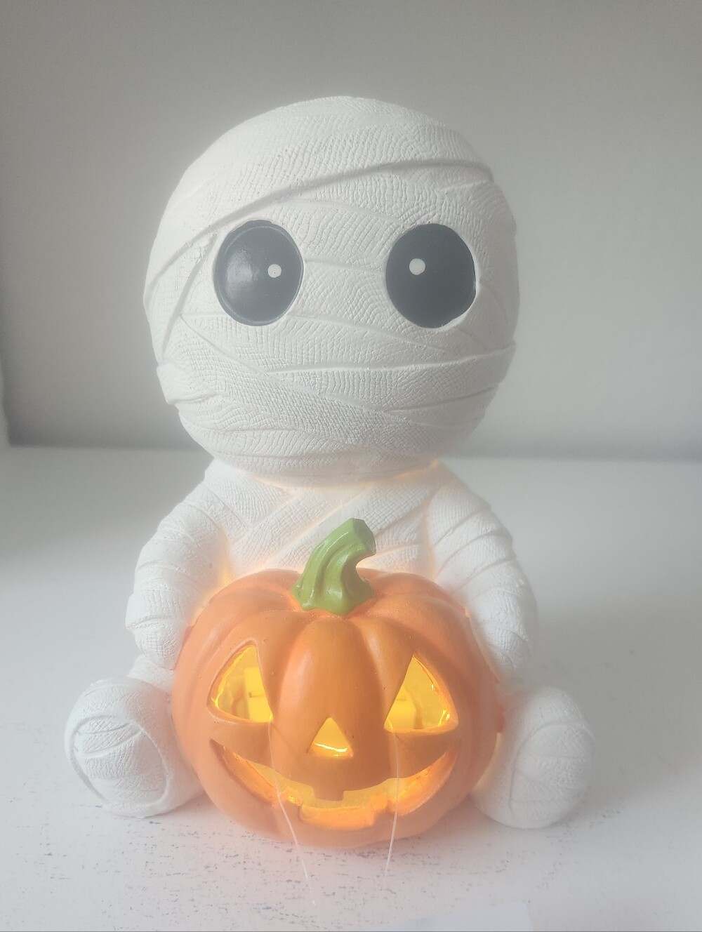 Halloween Mummy Figure Resin Holding Light-Up Pumpkin